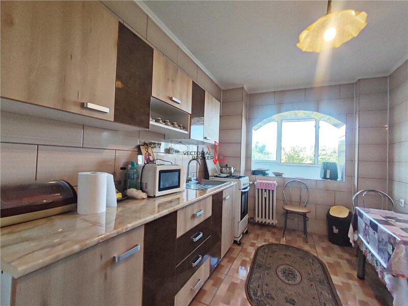 Tei Apartament decomandat la et.2/10, vedere panoramica pe parcul TEI