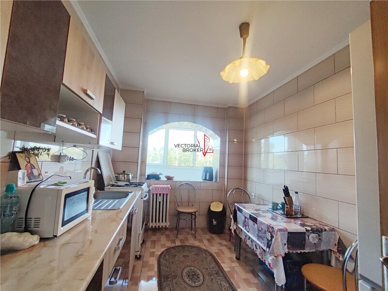 Tei Apartament decomandat la et.2/10, vedere panoramica pe parcul TEI